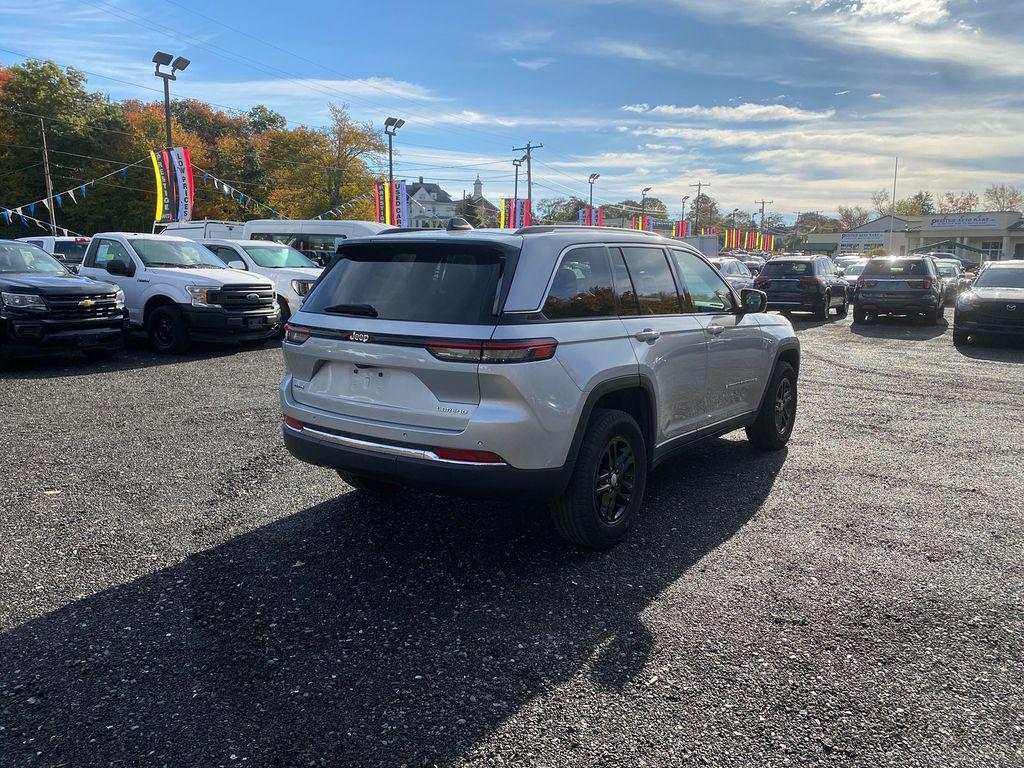 used 2024 Jeep Grand Cherokee car, priced at $28,969