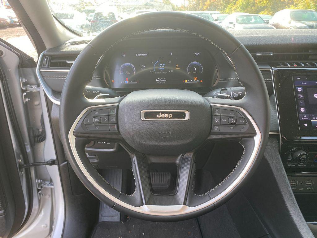 used 2024 Jeep Grand Cherokee car, priced at $28,969