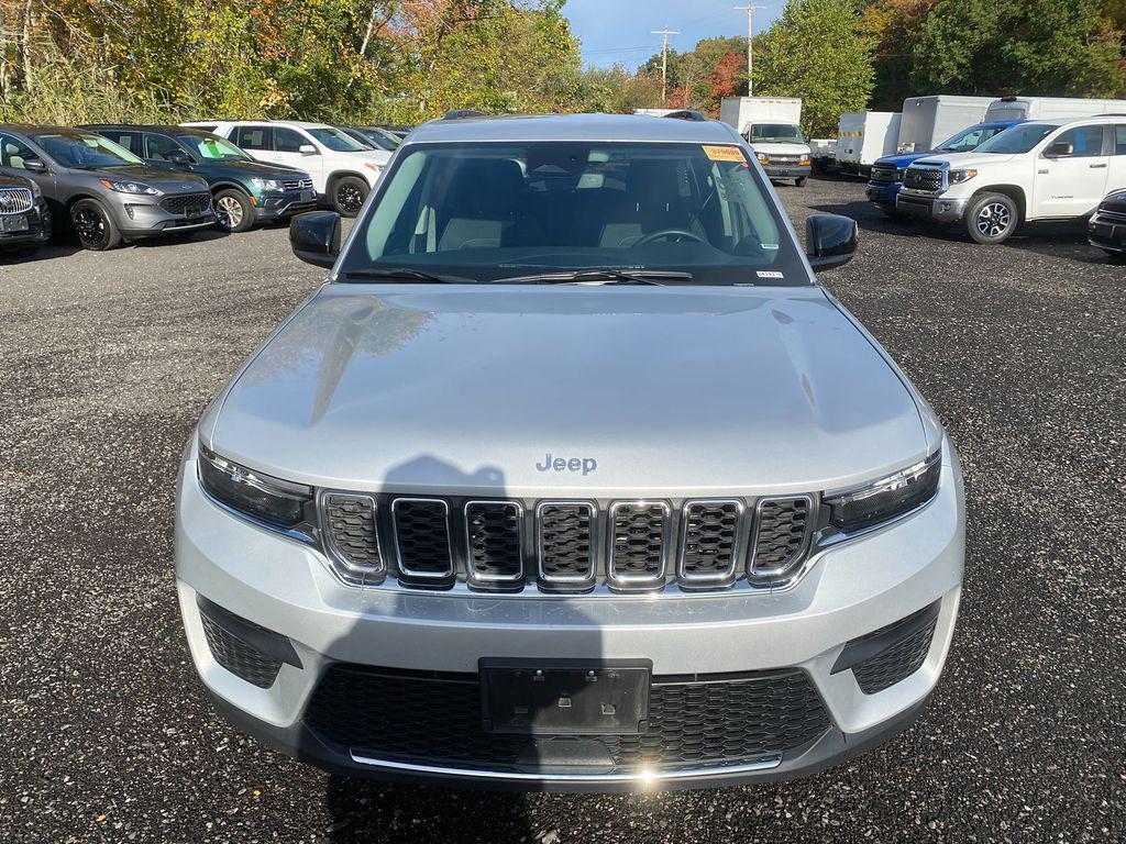 used 2024 Jeep Grand Cherokee car, priced at $28,969