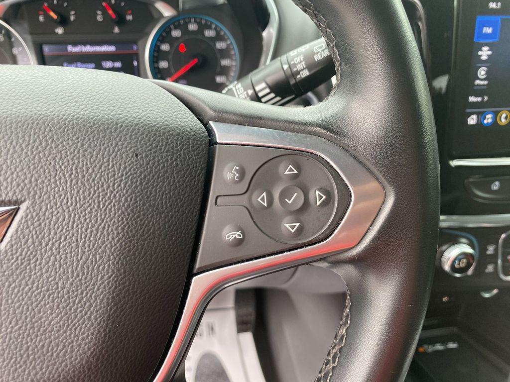used 2023 Chevrolet Traverse car, priced at $27,560