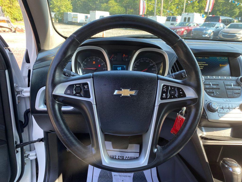 used 2016 Chevrolet Equinox car, priced at $11,895