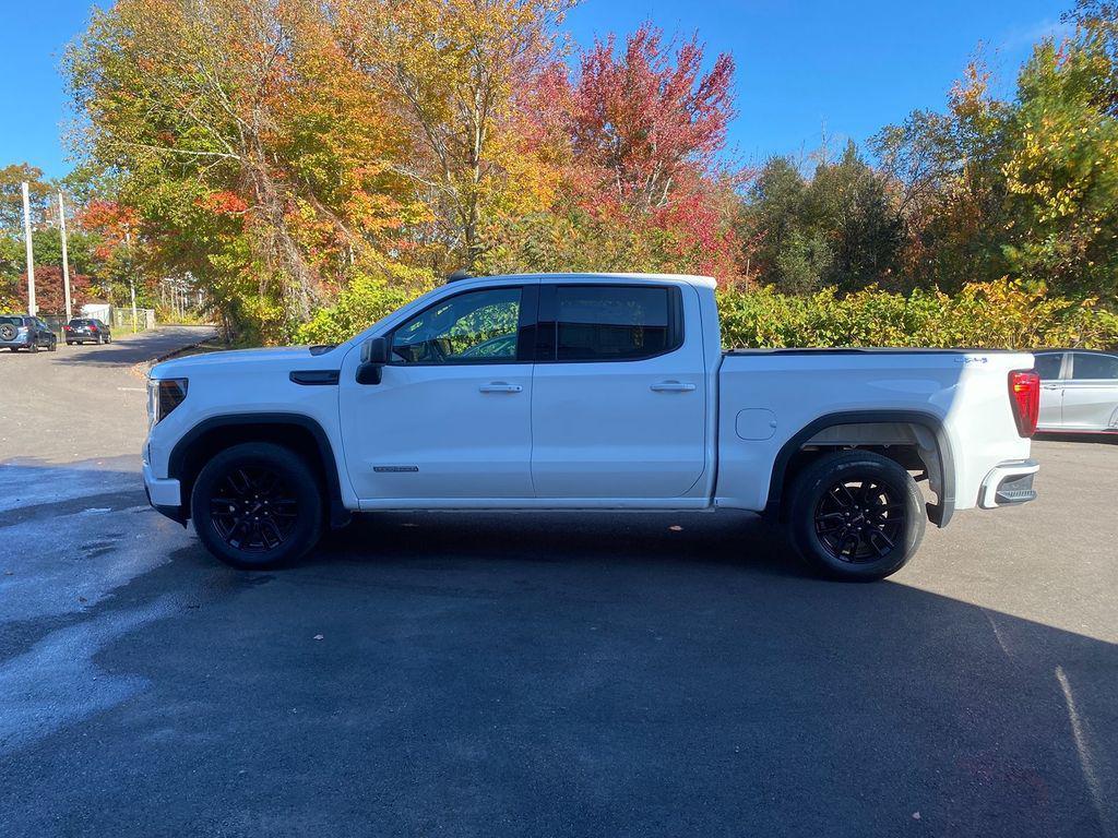 used 2023 GMC Sierra 1500 car, priced at $43,895