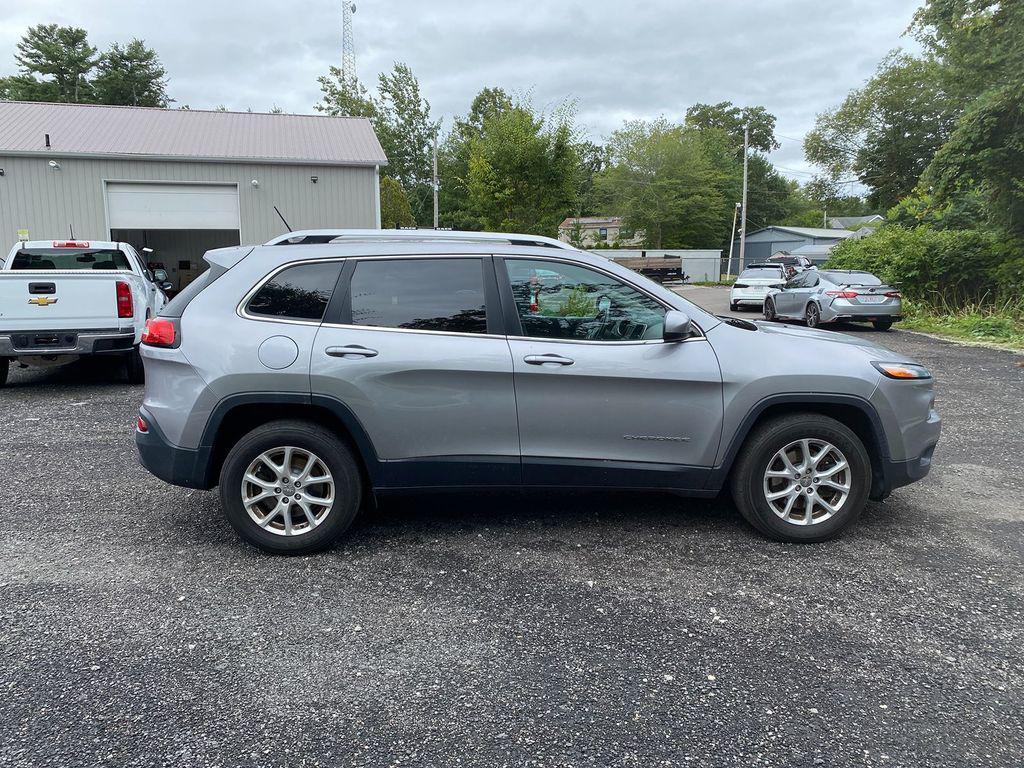 used 2017 Jeep Cherokee car, priced at $13,455