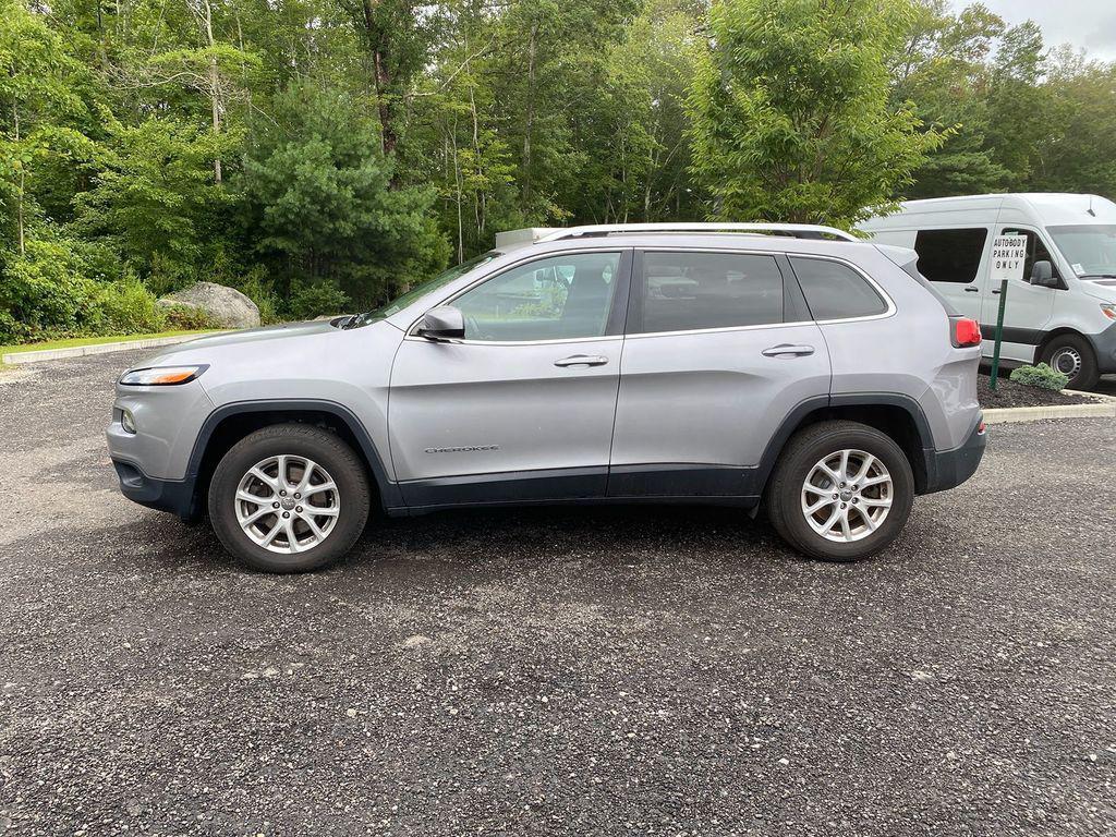 used 2017 Jeep Cherokee car, priced at $13,455
