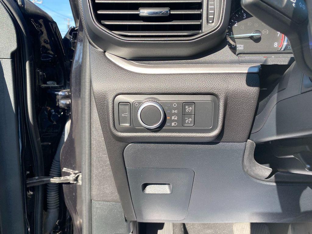 used 2022 Ford Explorer car, priced at $31,956