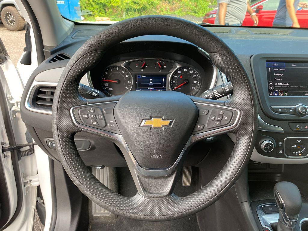 used 2023 Chevrolet Equinox car, priced at $19,982