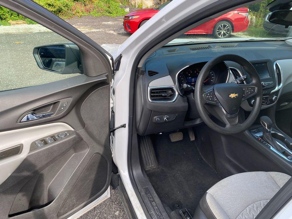 used 2023 Chevrolet Equinox car, priced at $19,982