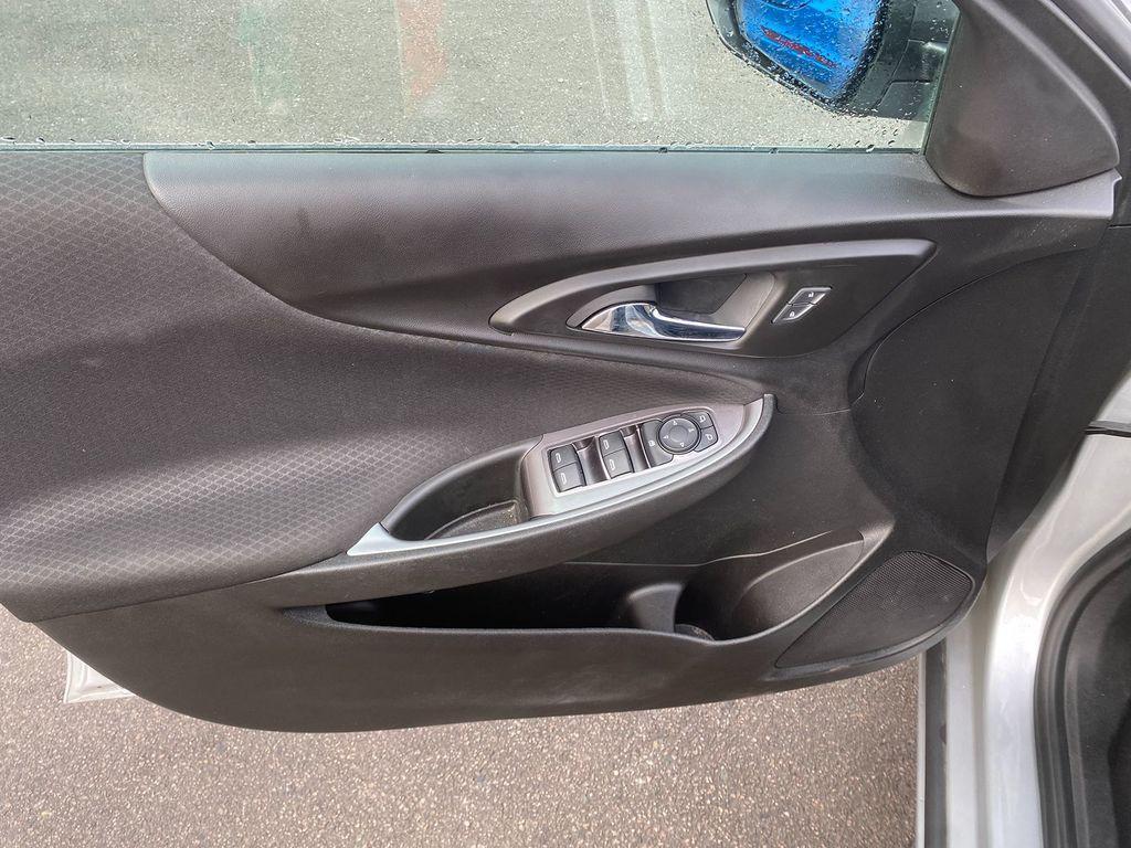 used 2020 Chevrolet Malibu car, priced at $18,995