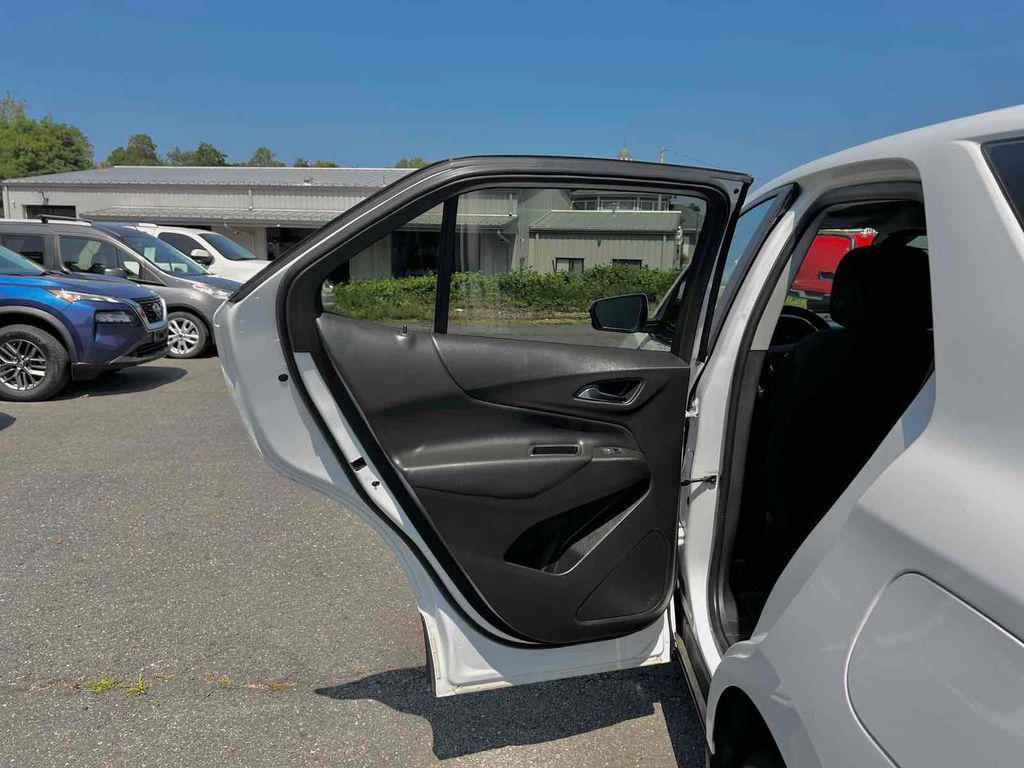 used 2023 Chevrolet Equinox car, priced at $21,995