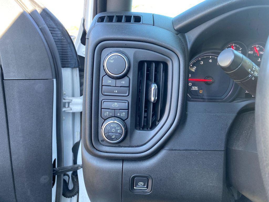 used 2022 Chevrolet Silverado 2500 car, priced at $29,988