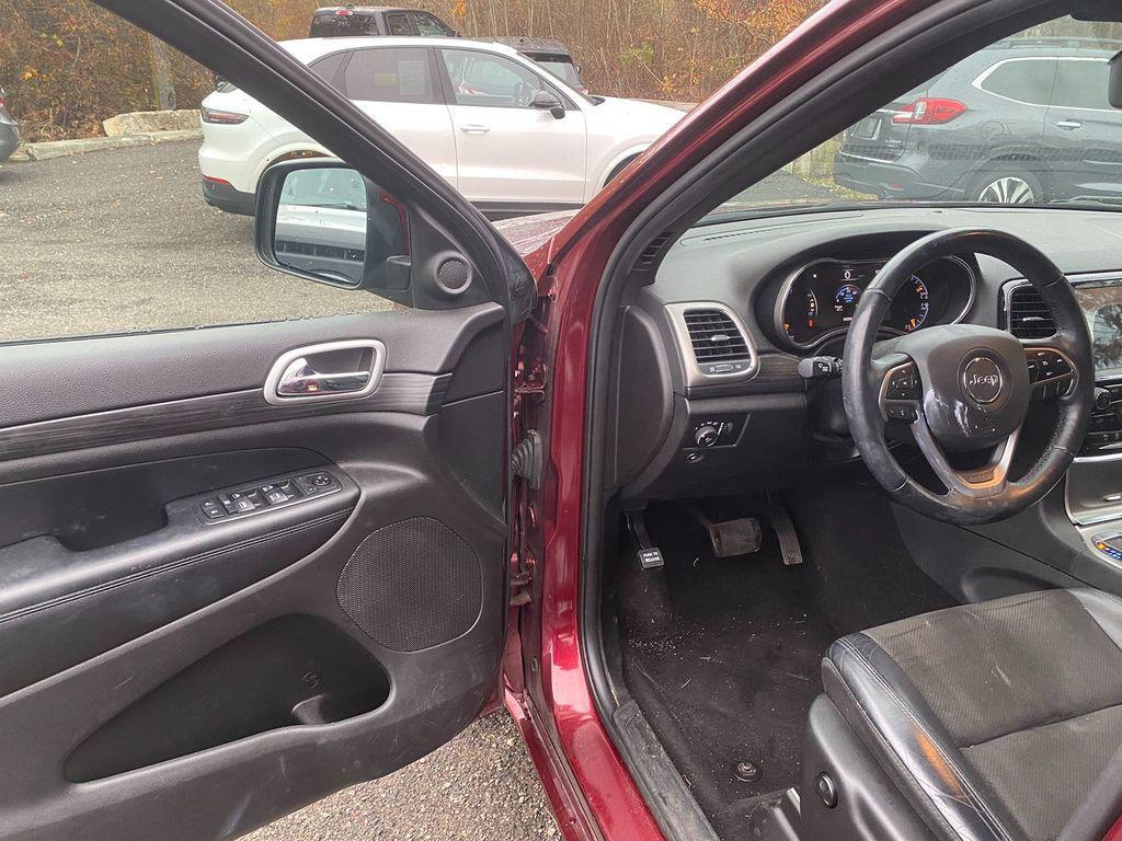 used 2019 Jeep Grand Cherokee car, priced at $20,995