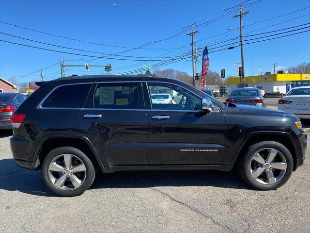 used 2016 Jeep Grand Cherokee car, priced at $18,375