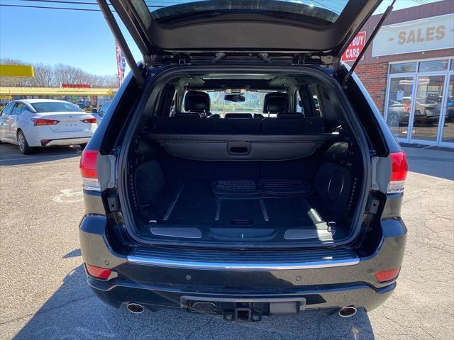 used 2016 Jeep Grand Cherokee car, priced at $18,375