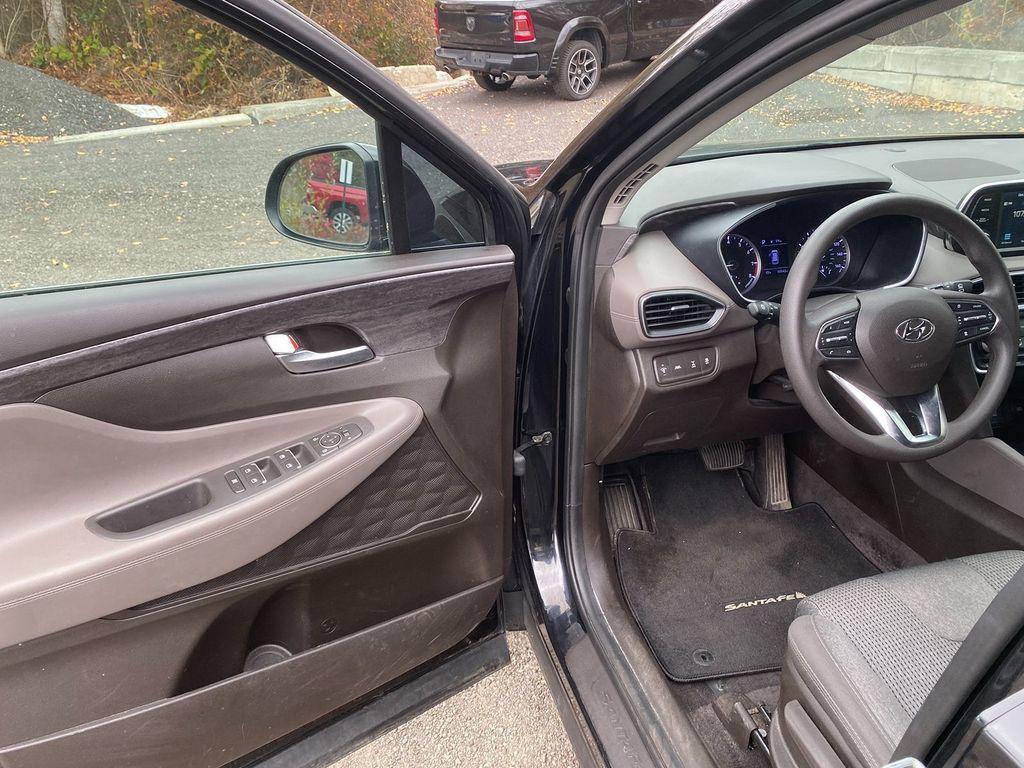 used 2020 Hyundai Santa Fe car, priced at $15,995
