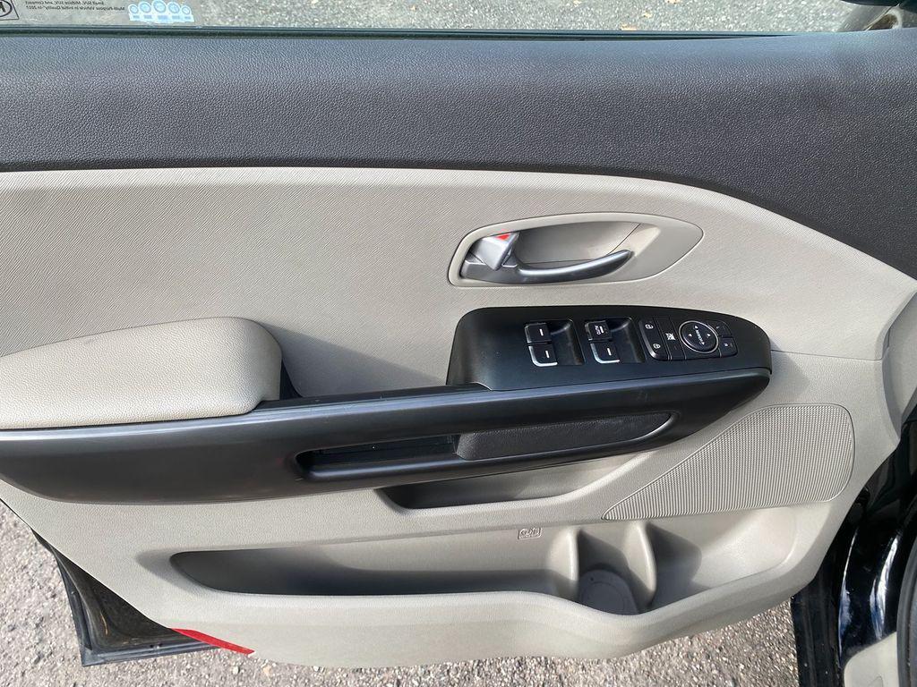 used 2018 Kia Sedona car, priced at $14,995