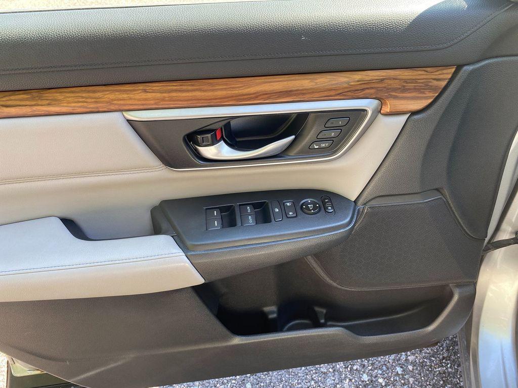 used 2017 Honda CR-V car, priced at $23,999