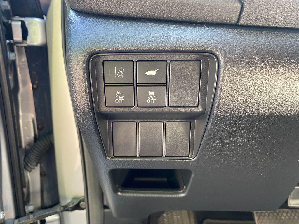 used 2017 Honda CR-V car, priced at $23,999