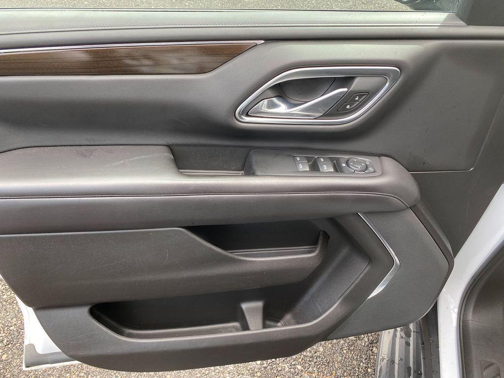 used 2021 GMC Yukon XL car, priced at $33,995