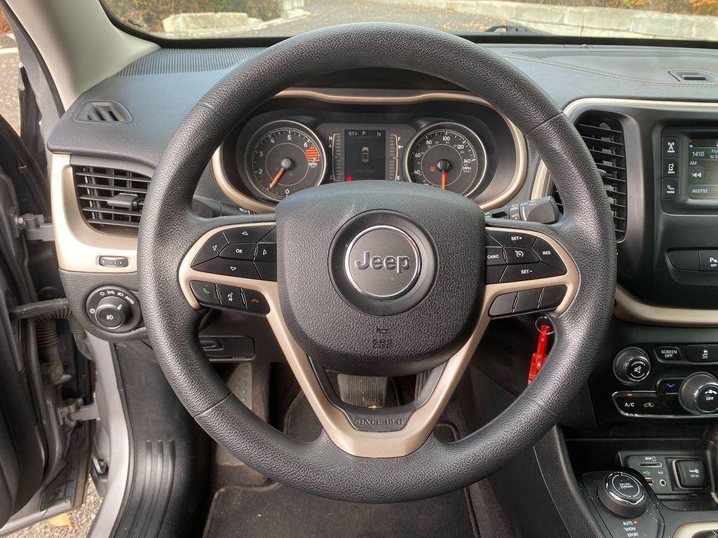 used 2018 Jeep Cherokee car, priced at $16,932