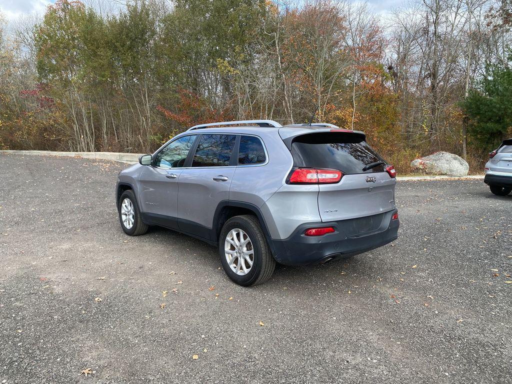 used 2018 Jeep Cherokee car, priced at $16,932
