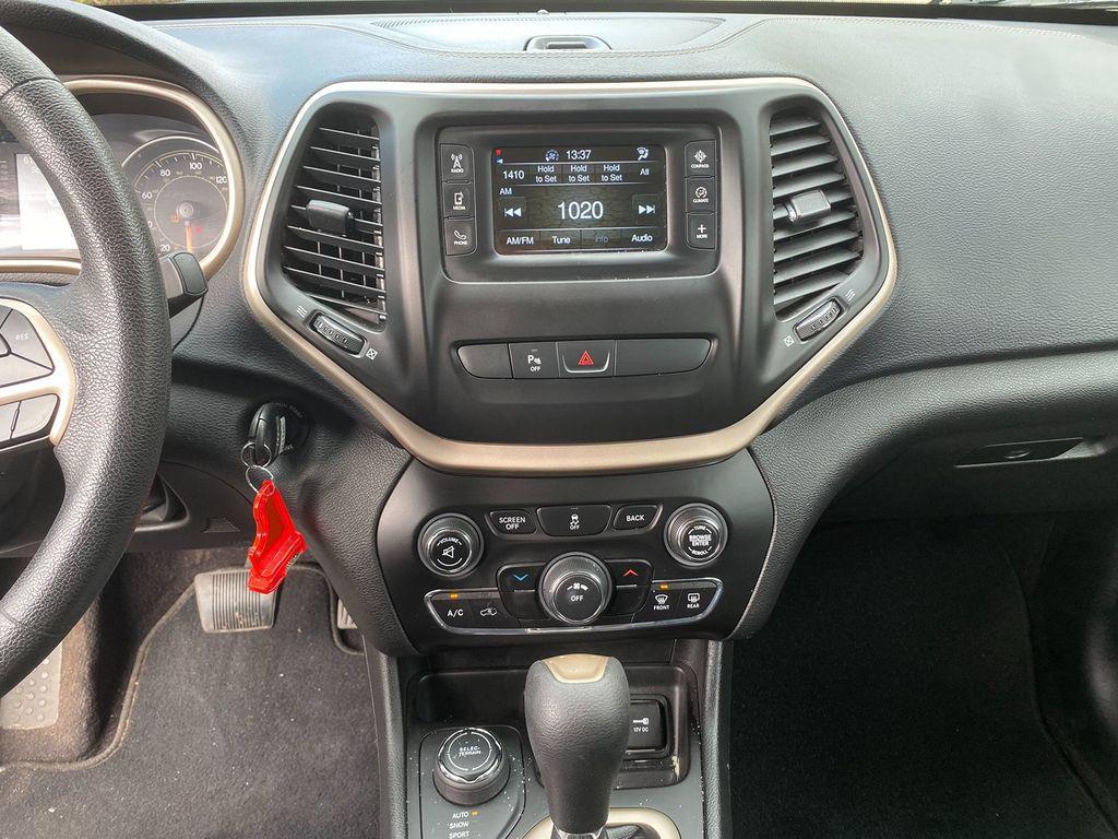 used 2018 Jeep Cherokee car, priced at $16,932
