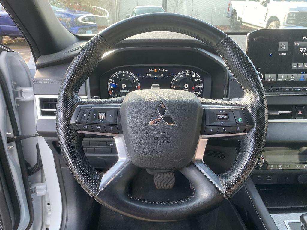 used 2024 Mitsubishi Outlander car, priced at $28,995