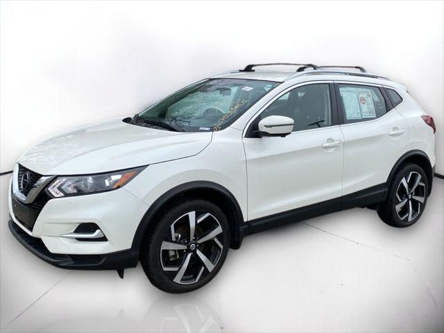 used 2022 Nissan Rogue Sport car, priced at $25,988
