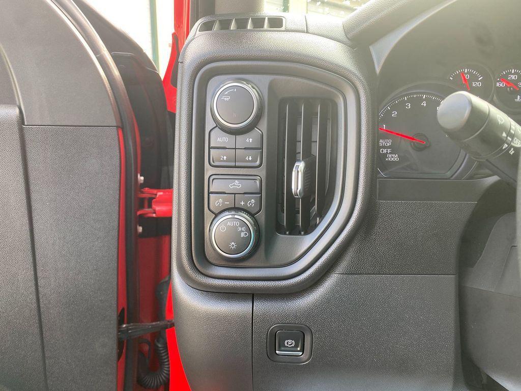 used 2022 Chevrolet Silverado 1500 car, priced at $35,895