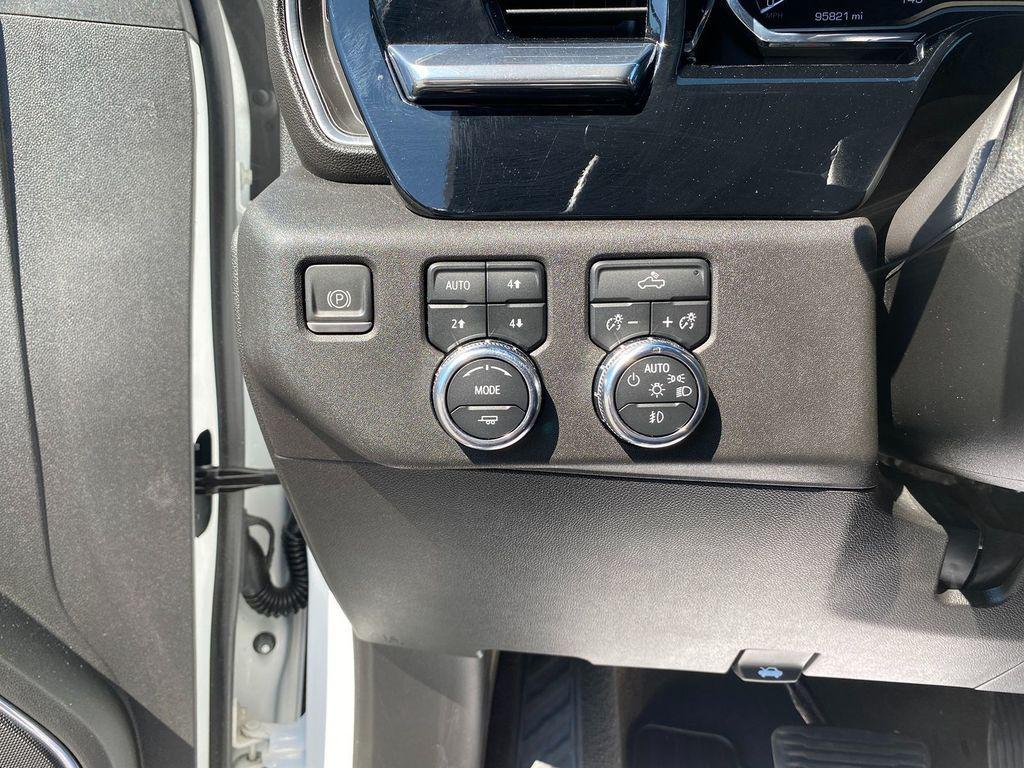 used 2023 GMC Sierra 1500 car, priced at $32,995