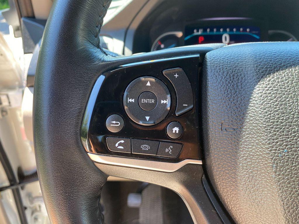 used 2022 Honda Pilot car, priced at $31,995