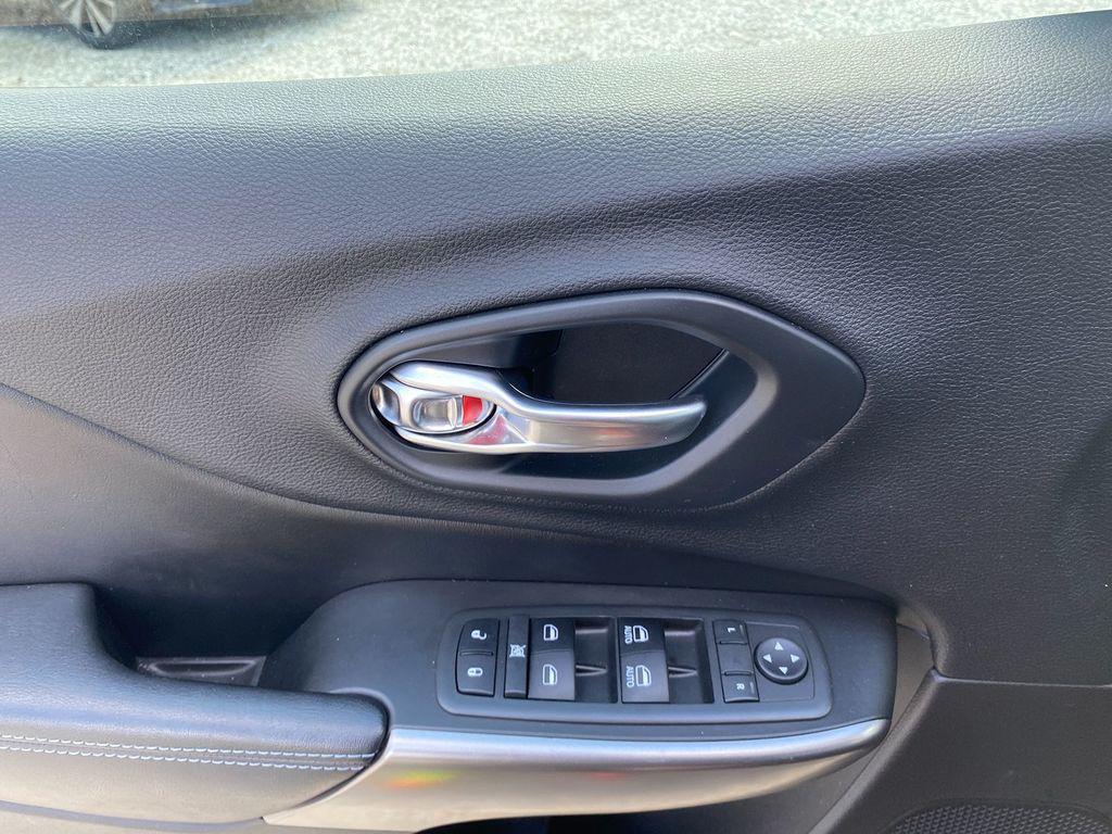 used 2019 Jeep Cherokee car, priced at $21,999