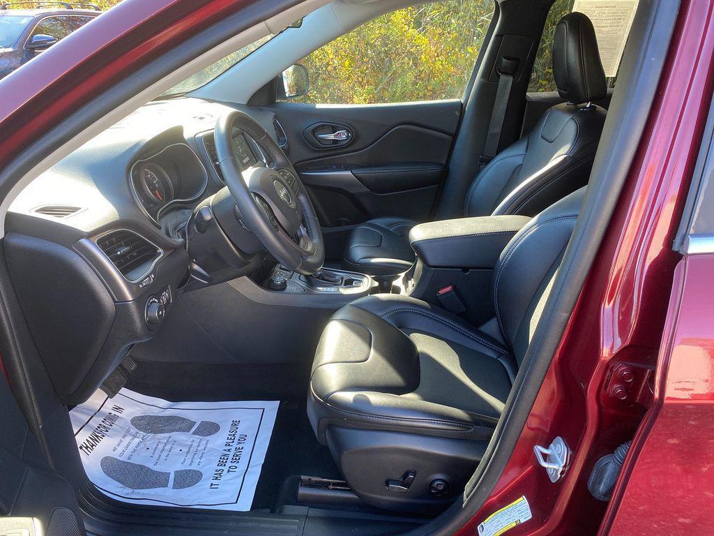 used 2019 Jeep Cherokee car, priced at $21,485