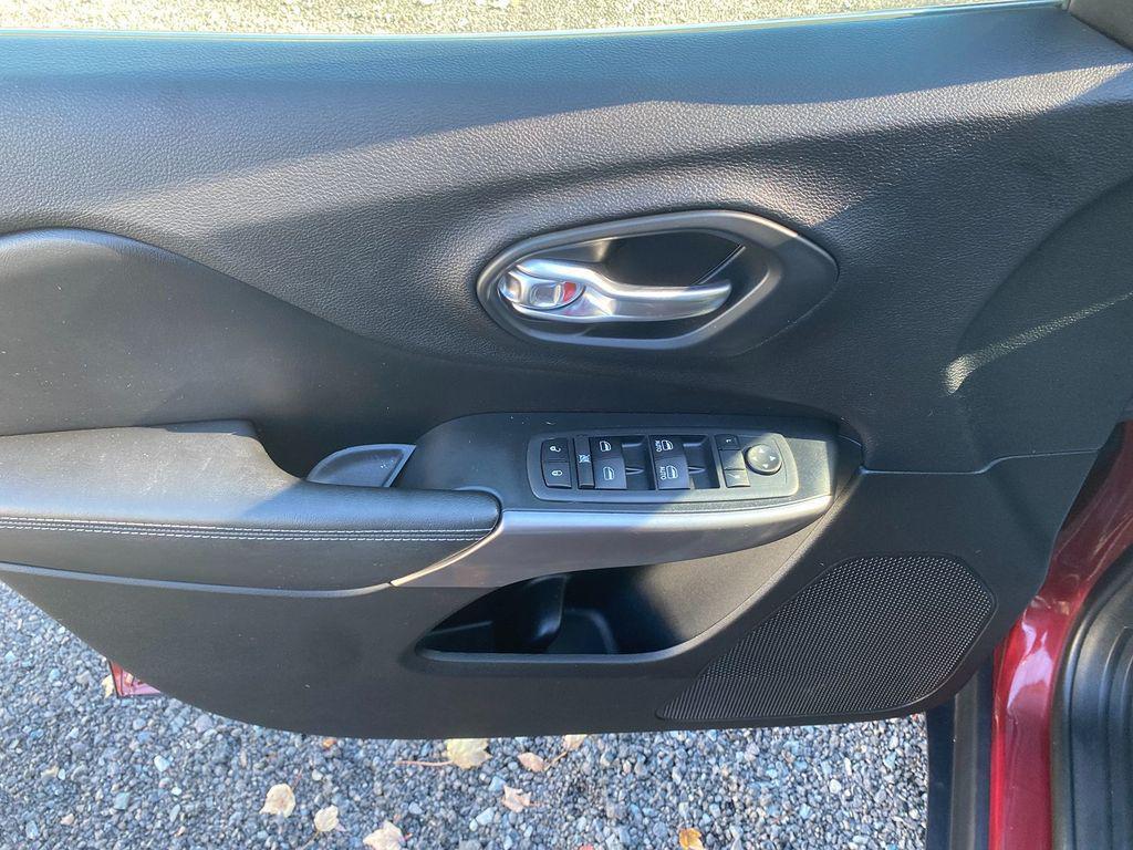 used 2019 Jeep Cherokee car, priced at $21,485