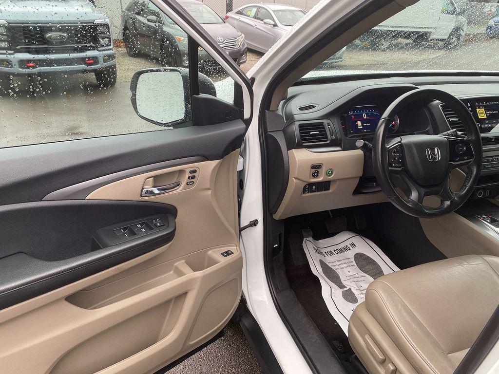 used 2022 Honda Pilot car, priced at $31,454