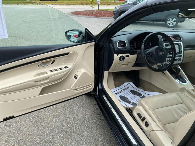 used 2014 Volkswagen Eos car, priced at $13,657