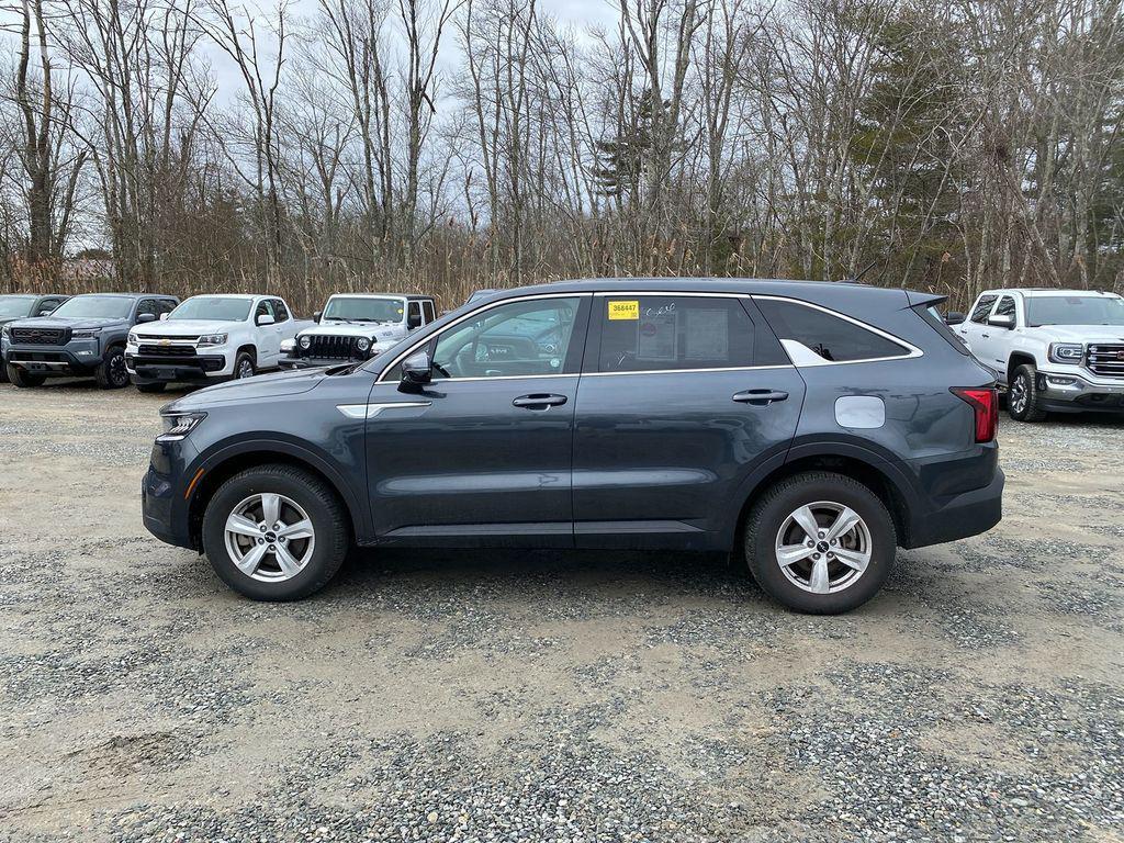 used 2023 Kia Sorento car, priced at $25,999