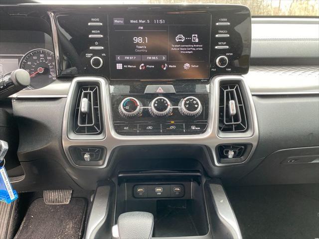 used 2023 Kia Sorento car, priced at $26,795
