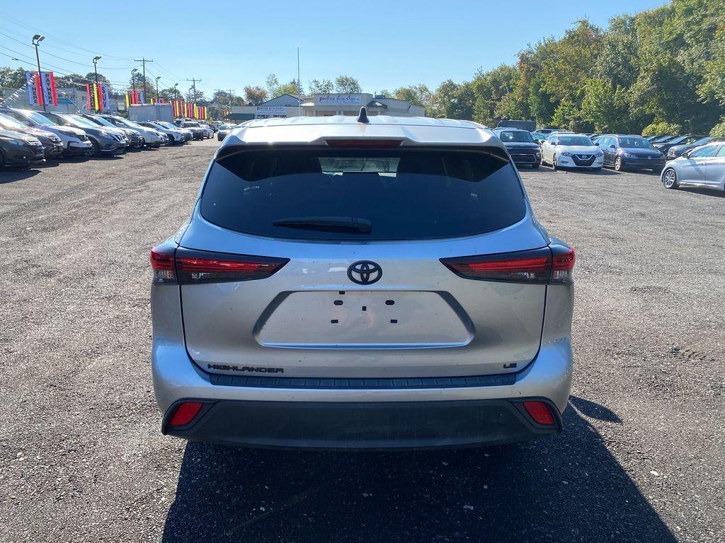 used 2024 Toyota Highlander car, priced at $35,278