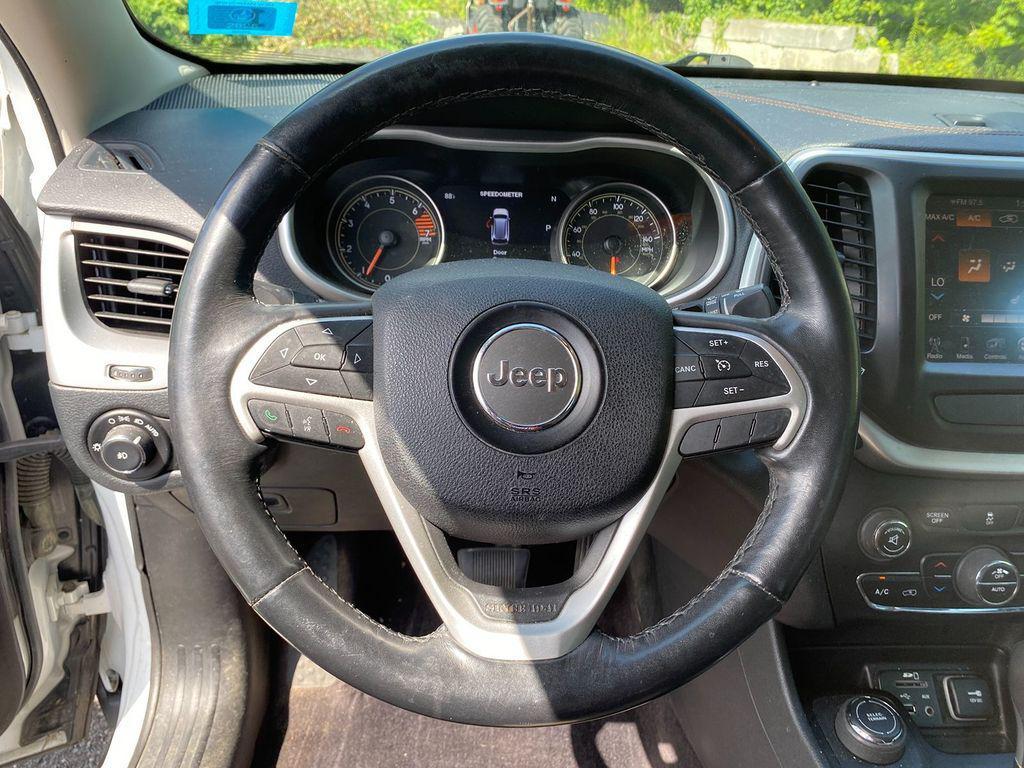 used 2016 Jeep Cherokee car, priced at $14,988