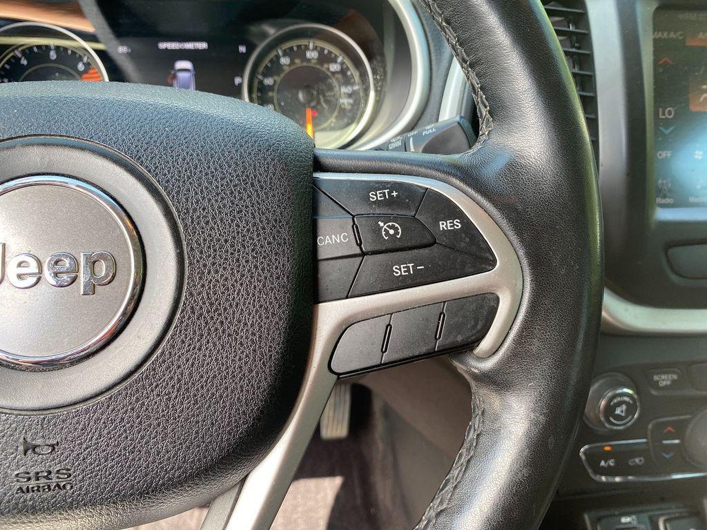 used 2016 Jeep Cherokee car, priced at $14,988