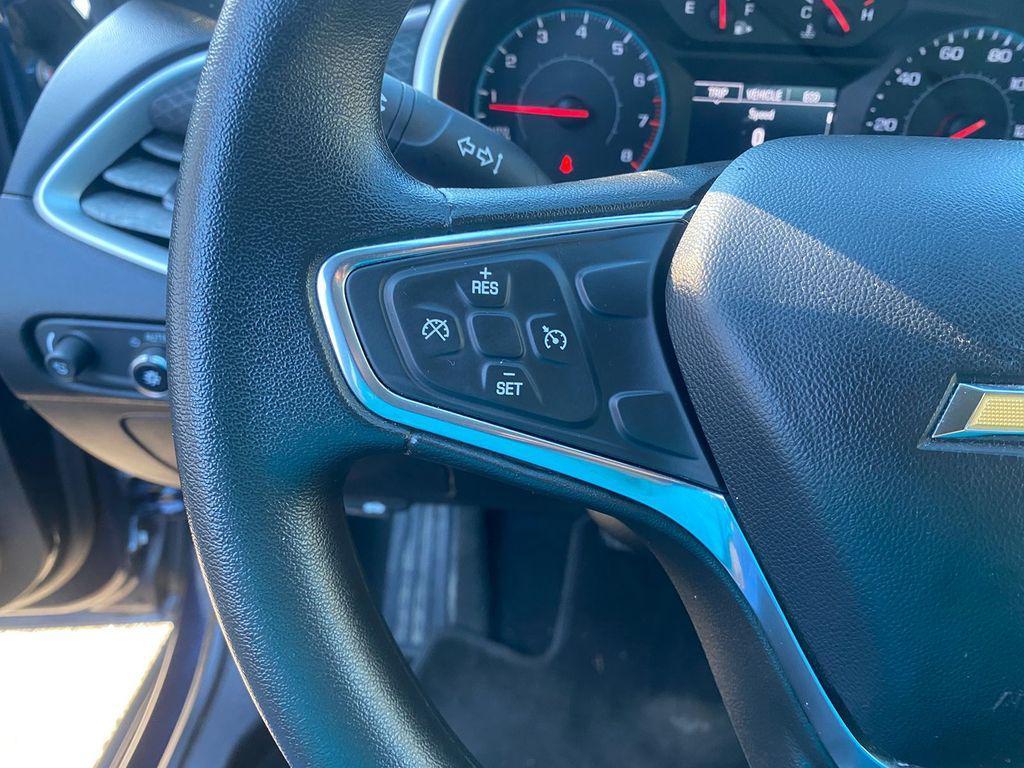 used 2017 Chevrolet Malibu car, priced at $13,995