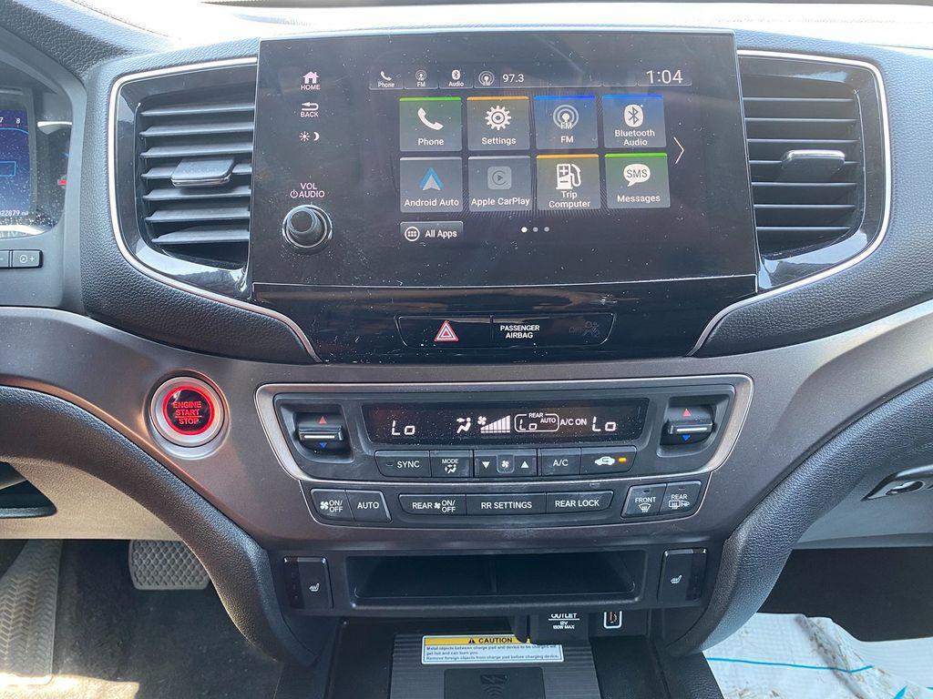 used 2022 Honda Pilot car, priced at $34,995