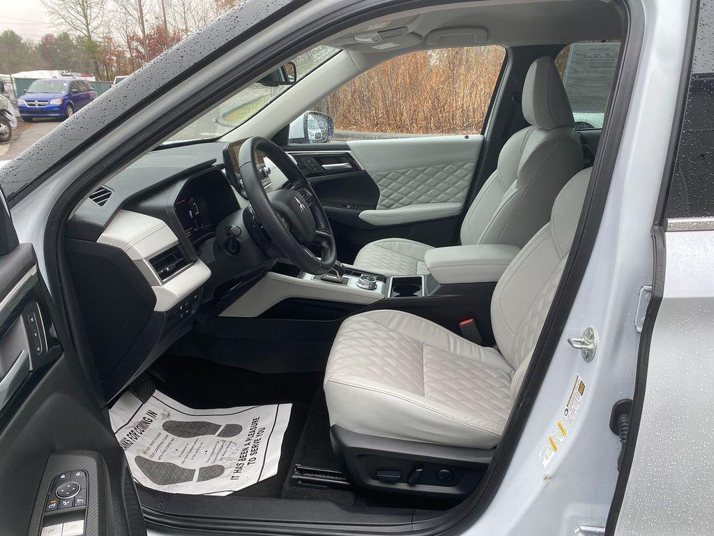 used 2023 Mitsubishi Outlander PHEV car, priced at $31,795