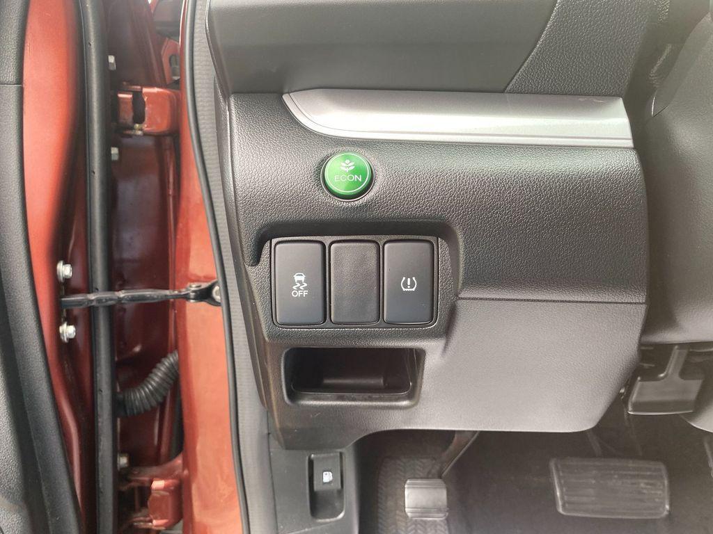 used 2015 Honda CR-V car, priced at $16,995