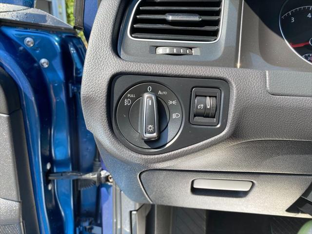 used 2019 Volkswagen Golf SportWagen car, priced at $20,988