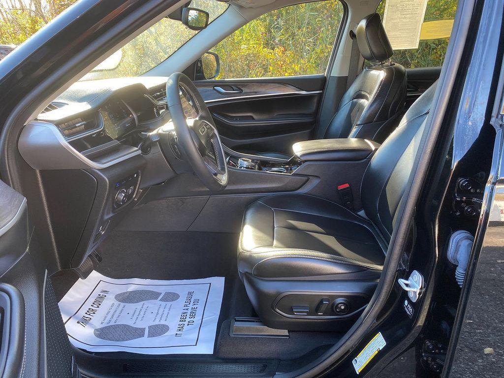 used 2023 Jeep Grand Cherokee 4xe car, priced at $31,995