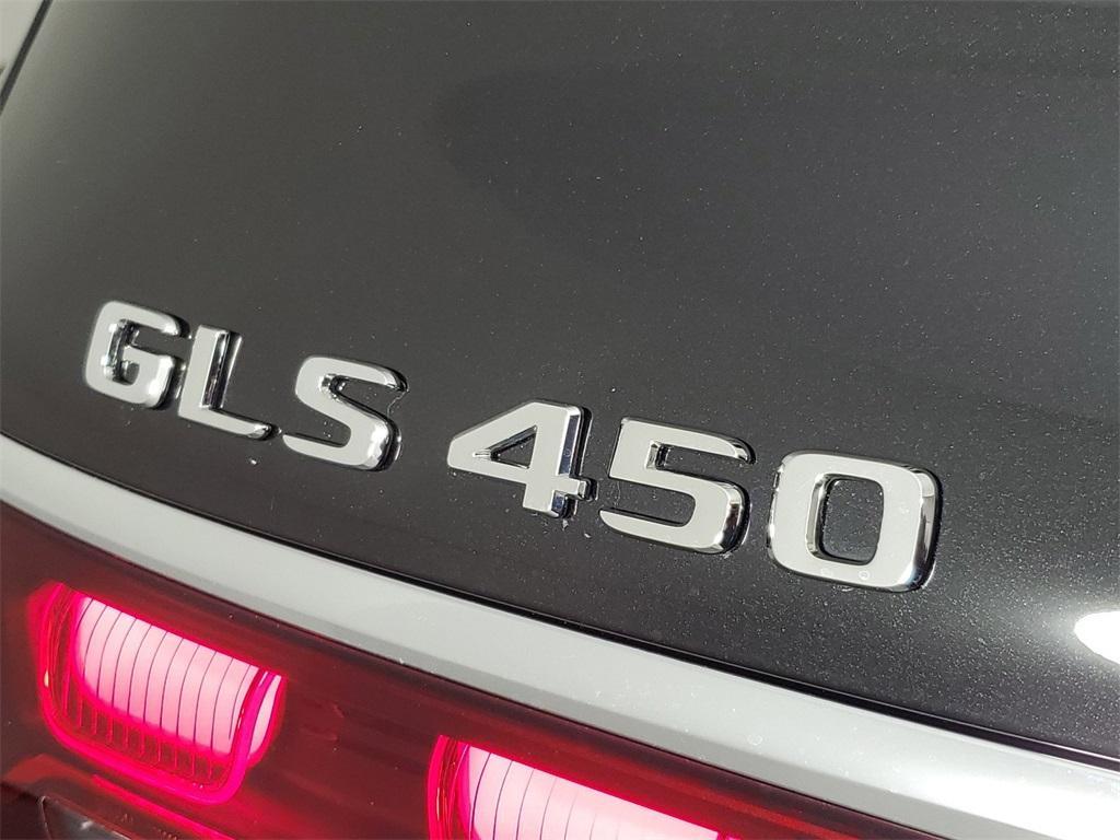 new 2025 Mercedes-Benz GLS 450 car, priced at $92,595