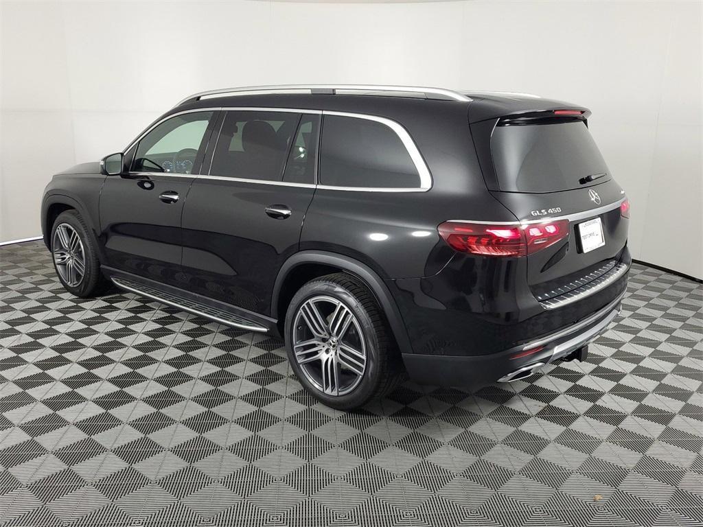 new 2025 Mercedes-Benz GLS 450 car, priced at $92,595