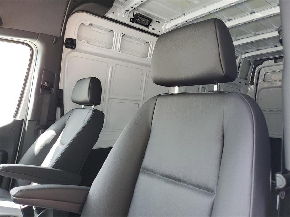 new 2025 Mercedes-Benz Sprinter 2500 car, priced at $58,812