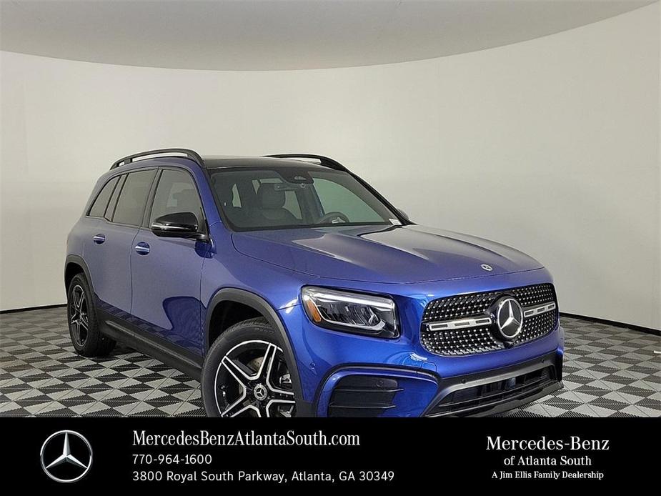 new 2024 Mercedes-Benz GLB 250 car, priced at $53,650